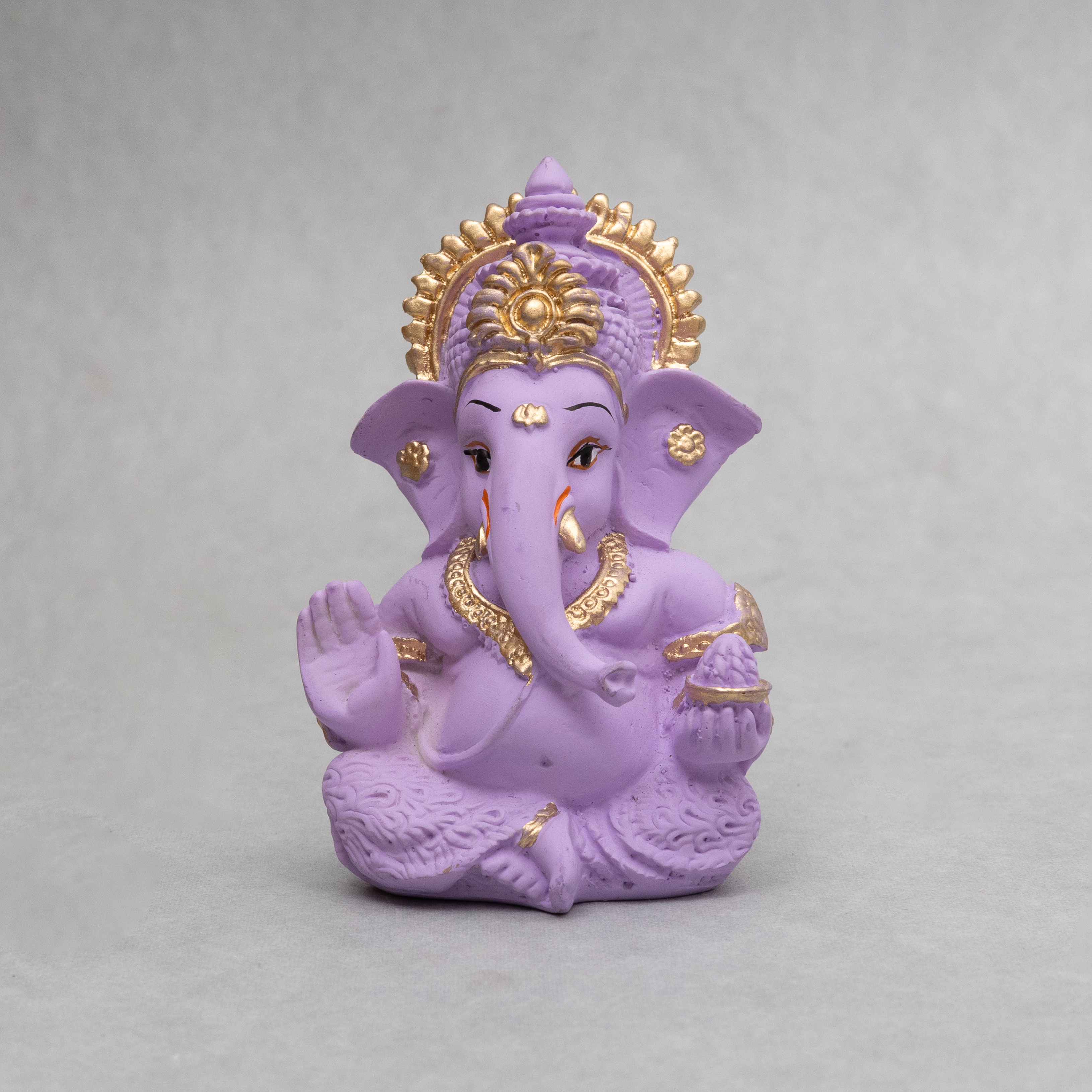 Dev Aastha Peach Ivory Finish Ganesha Idol Car Dashboard Idol Ganesha Murti Ganpati Idol For Home Decor Puja Lord Ganesh Statue Gift For Office Desk Puja Room Figurine